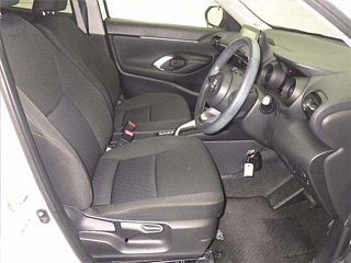 TOYOTA YARIS CROSS 2021