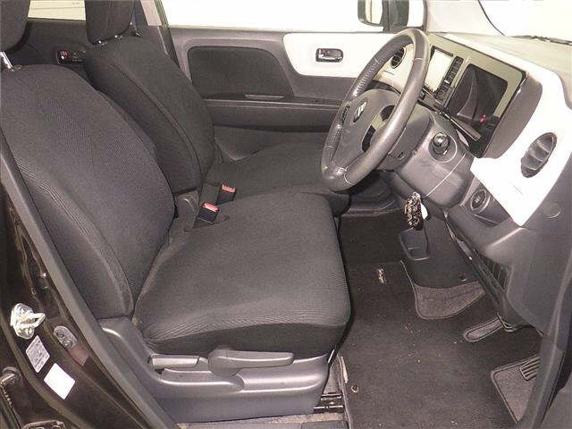 SUZUKI MRWAGON 2011