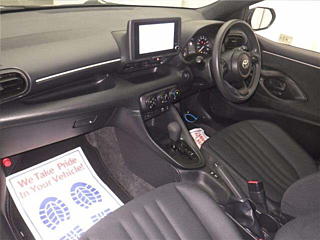 TOYOTA YARIS 2024