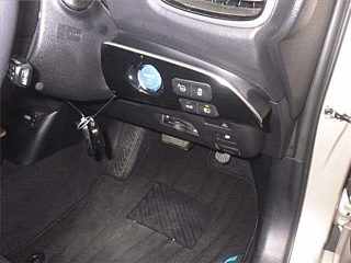 TOYOTA PRIUS 2016