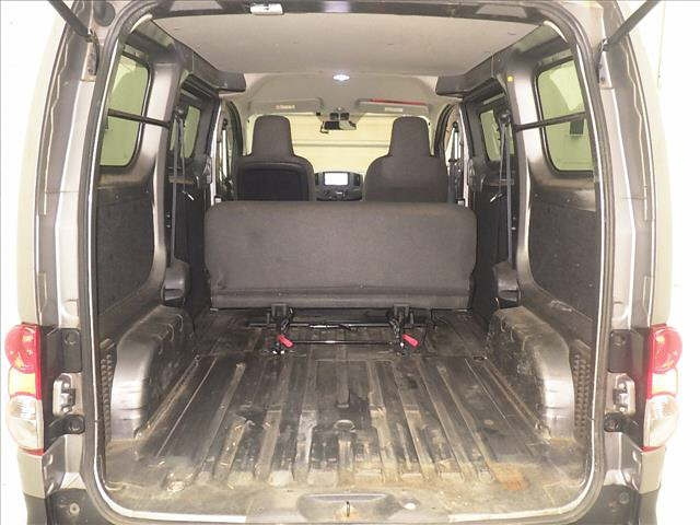 NISSAN NV200 2020