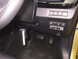 TOYOTA AQUA 2021