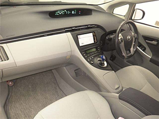 TOYOTA PRIUS 2010
