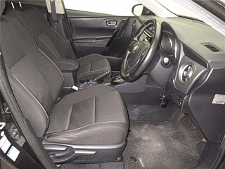 TOYOTA AURIS 2015