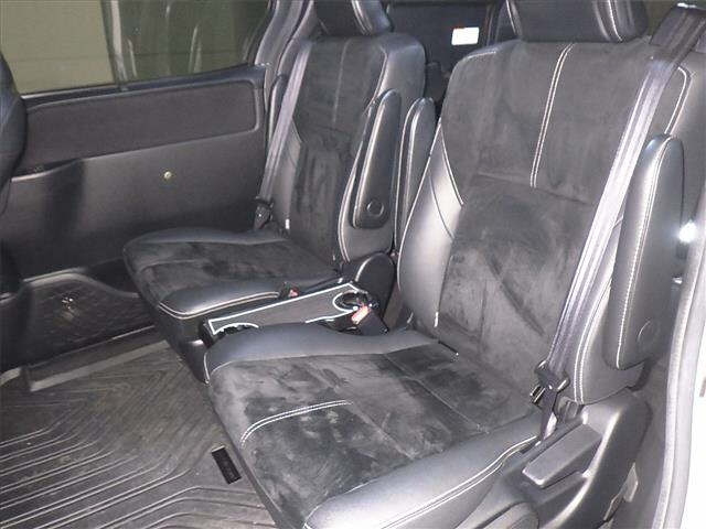 TOYOTA NOAH 2017