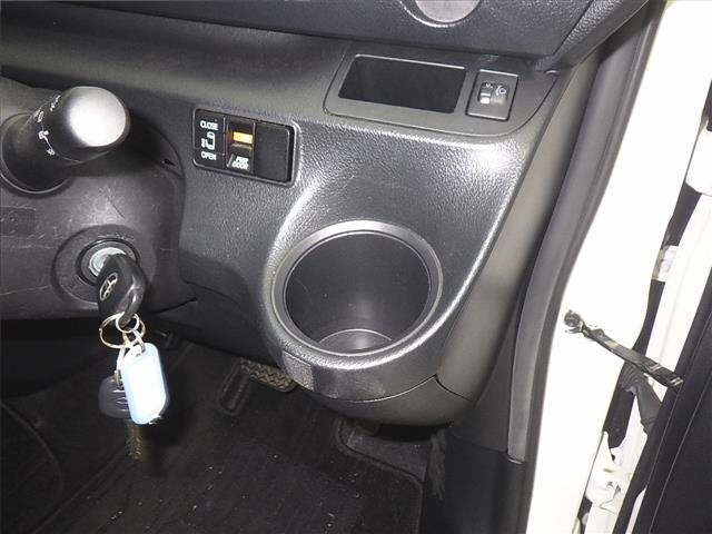 TOYOTA SIENTA 2022