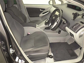 TOYOTA PRIUS 2011