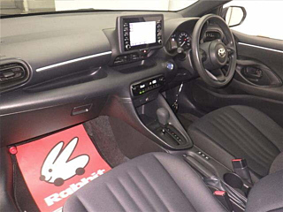 TOYOTA YARIS 2021