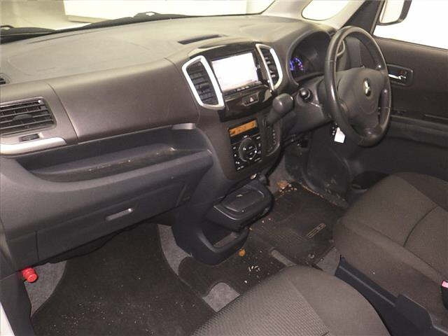 MITSUBISHI DELICA D2 2012