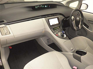 TOYOTA PRIUS 2012