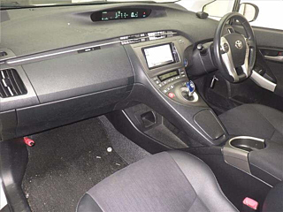 TOYOTA PRIUS 2012
