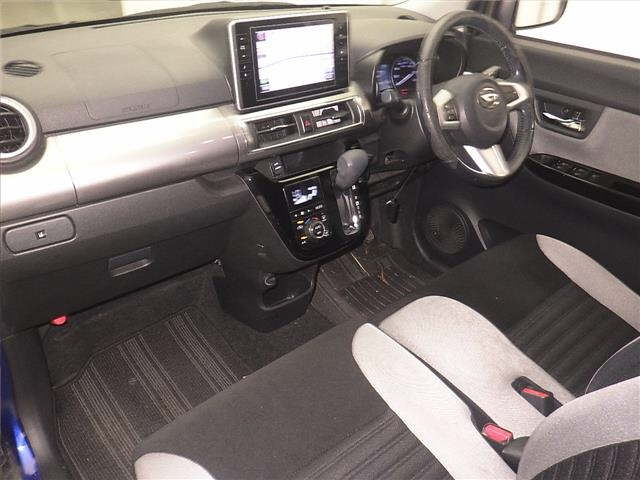 DAIHATSU CAST 2015