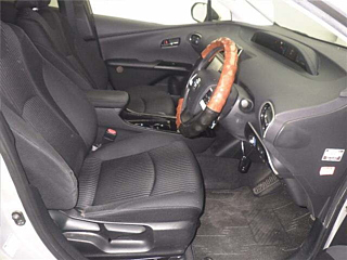 TOYOTA PRIUS 2016