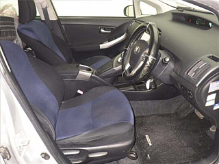 TOYOTA PRIUS 2012