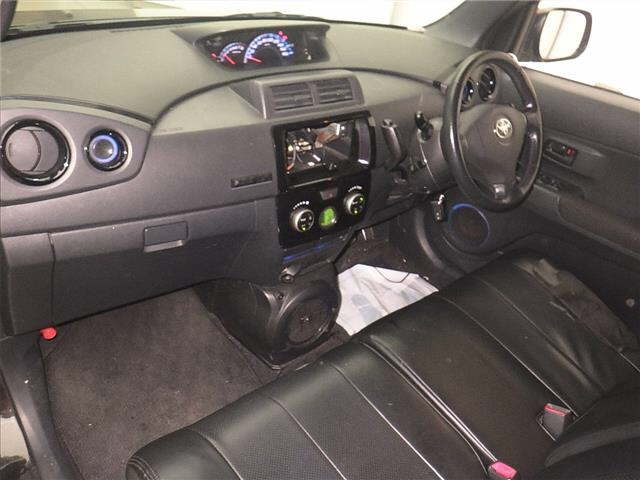 TOYOTA BB 2008
