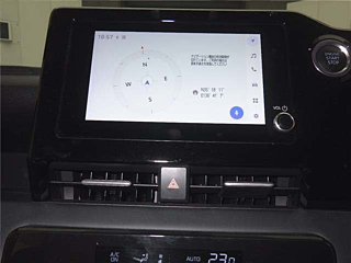 TOYOTA VOXY 2022