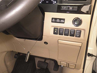 TOYOTA ALPHARD 2013
