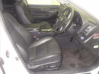 TOYOTA CROWN 2013