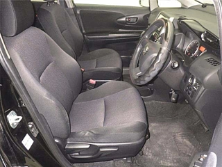 TOYOTA WISH 2016