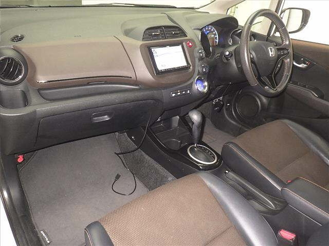 HONDA FIT SHUTTLE 2012