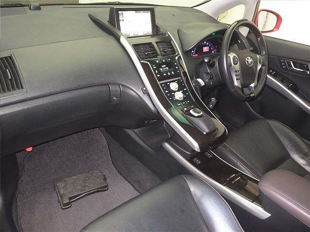 TOYOTA SAI 2015