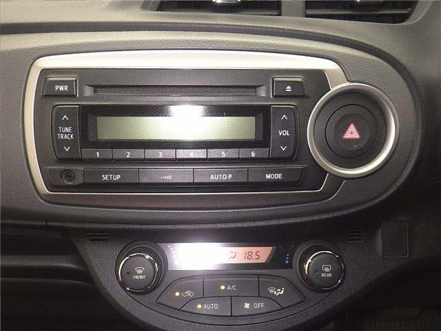 TOYOTA VITZ 2012