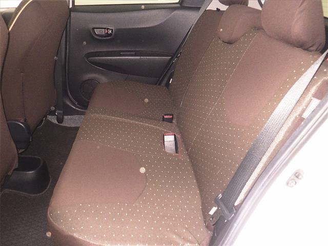 TOYOTA VITZ 2012