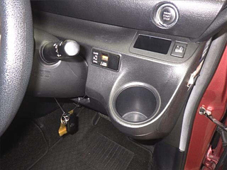 TOYOTA SIENTA 2016