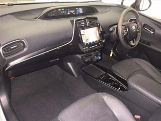 TOYOTA PRIUS 2020