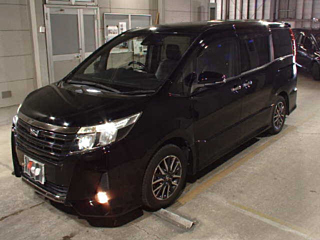 TOYOTA NOAH 2017