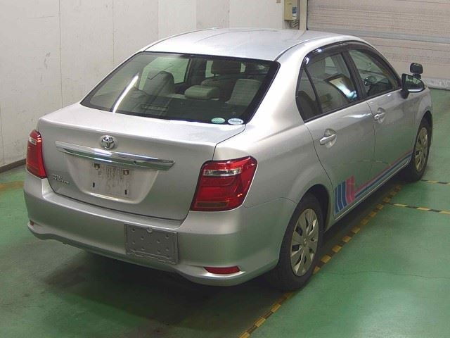 TOYOTA COROLLA AXIO 2015