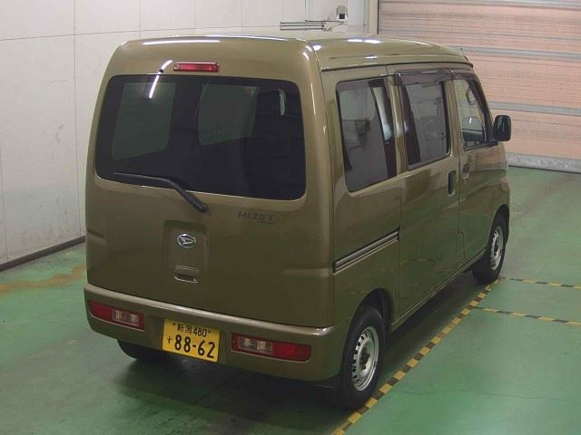DAIHATSU HIJET VAN 2015