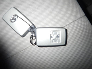 TOYOTA ISIS 2010