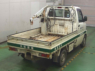 MITSUBISHI MINICAB TRUCK 2010