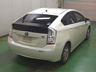 TOYOTA PRIUS 2010