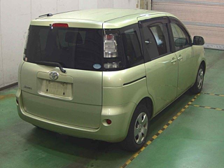 TOYOTA SIENTA 2014