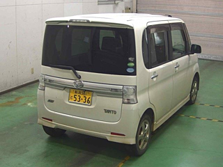 DAIHATSU TANTO 2012