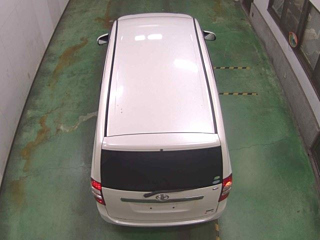 TOYOTA NOAH 2012