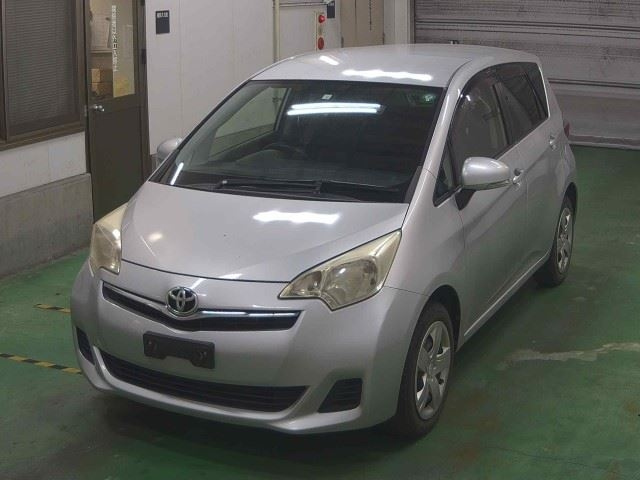 TOYOTA RACTIS 2012
