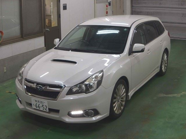 SUBARU LEGACY 2011