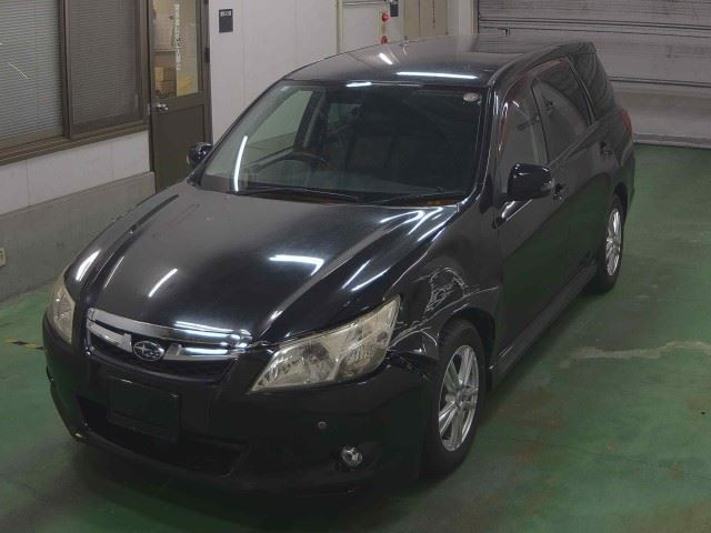 SUBARU EXIGA 2012