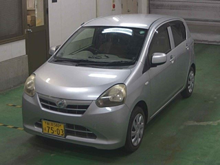 DAIHATSU MIRA E S 2012