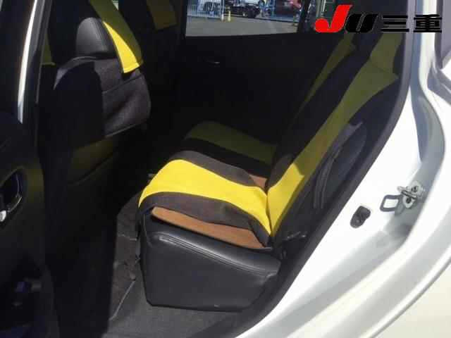 NISSAN LEAF 2014