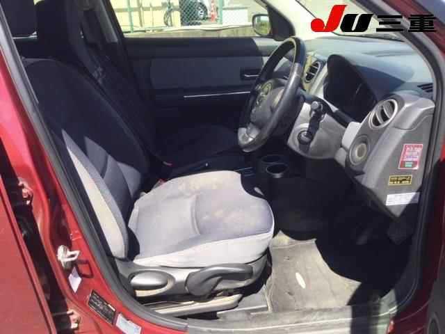 MAZDA VERISA 2012