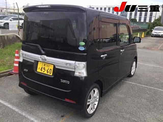 DAIHATSU TANTO 2012