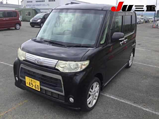 DAIHATSU TANTO 2012