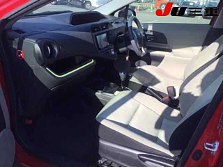 TOYOTA AQUA 2014