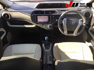 TOYOTA AQUA 2014
