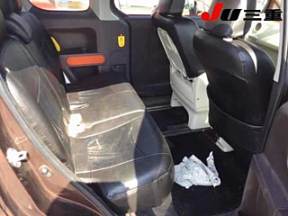 TOYOTA PORTE 2013