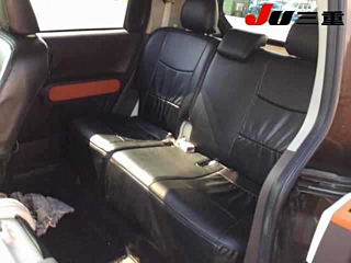 TOYOTA PORTE 2013